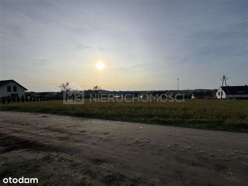 Działka z PnB oraz widokiem na jezioro - Sucumin-10