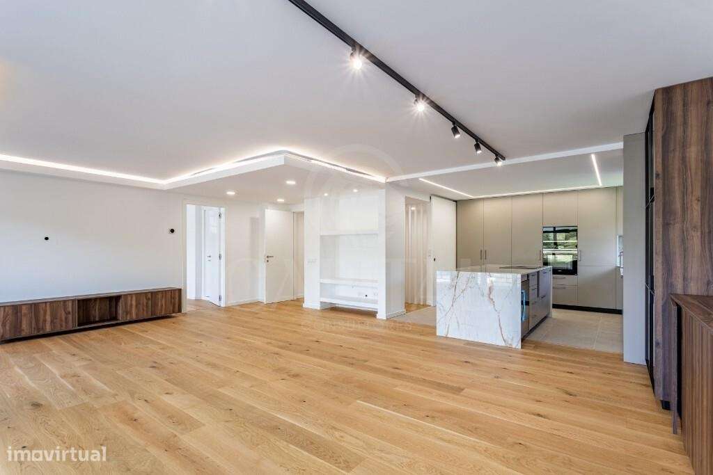 Apartamento T5 Duplex Exclusivo em Primeira Linha de Mar-5