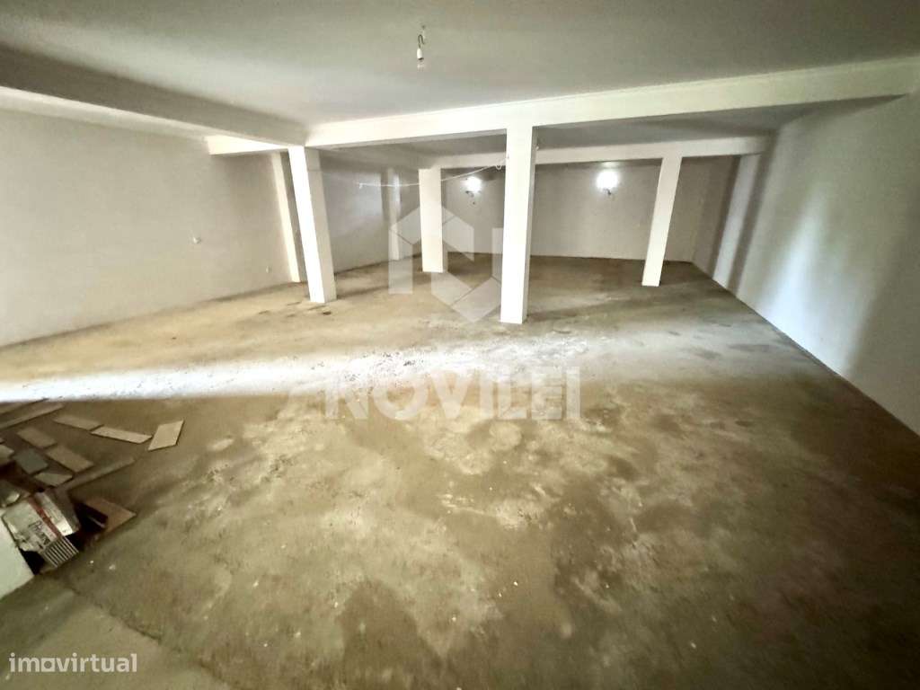 Moradia isolada T3 de cave e rés do chão próxima da Nazaré.-27