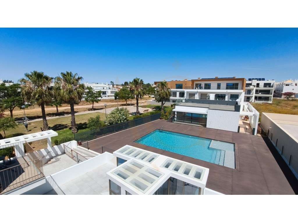 Apartamento T2 com piscina e garagem em Cabanas de Tavira-8