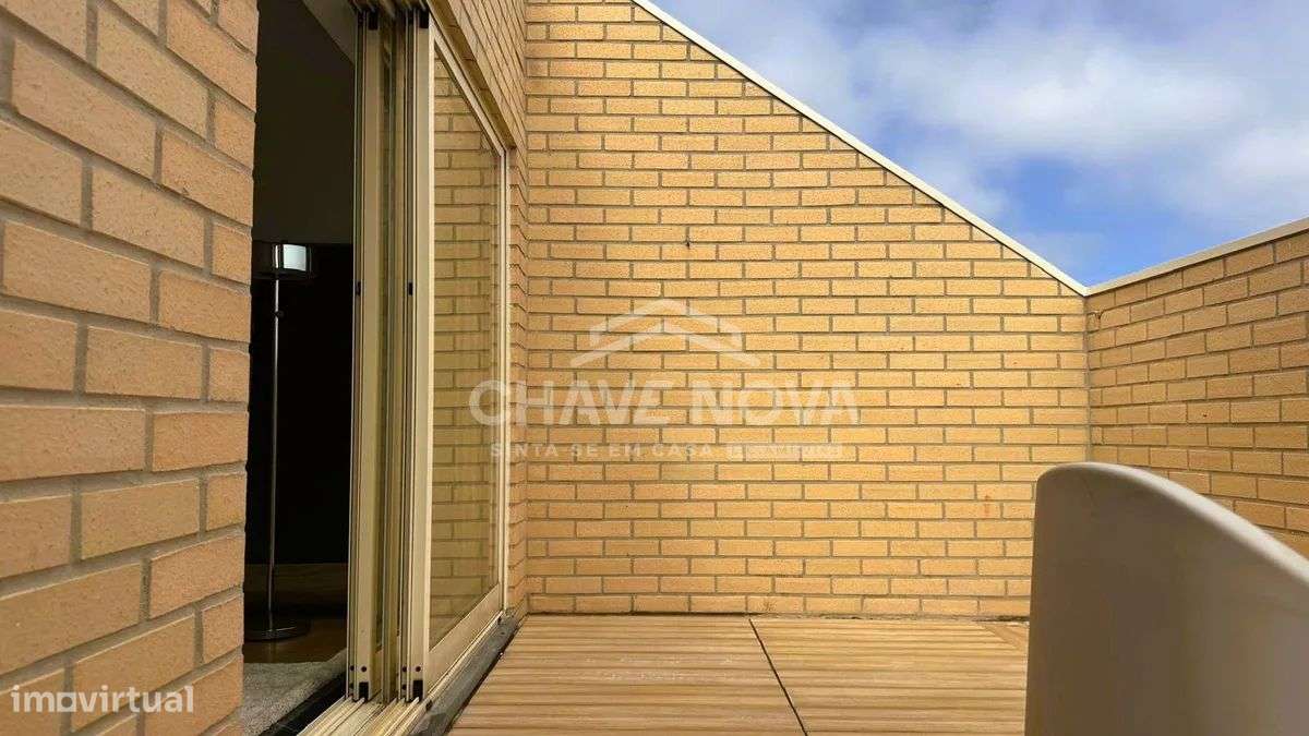 T2+1 Duplex c/ Terraço e Solário em Canidelo-34