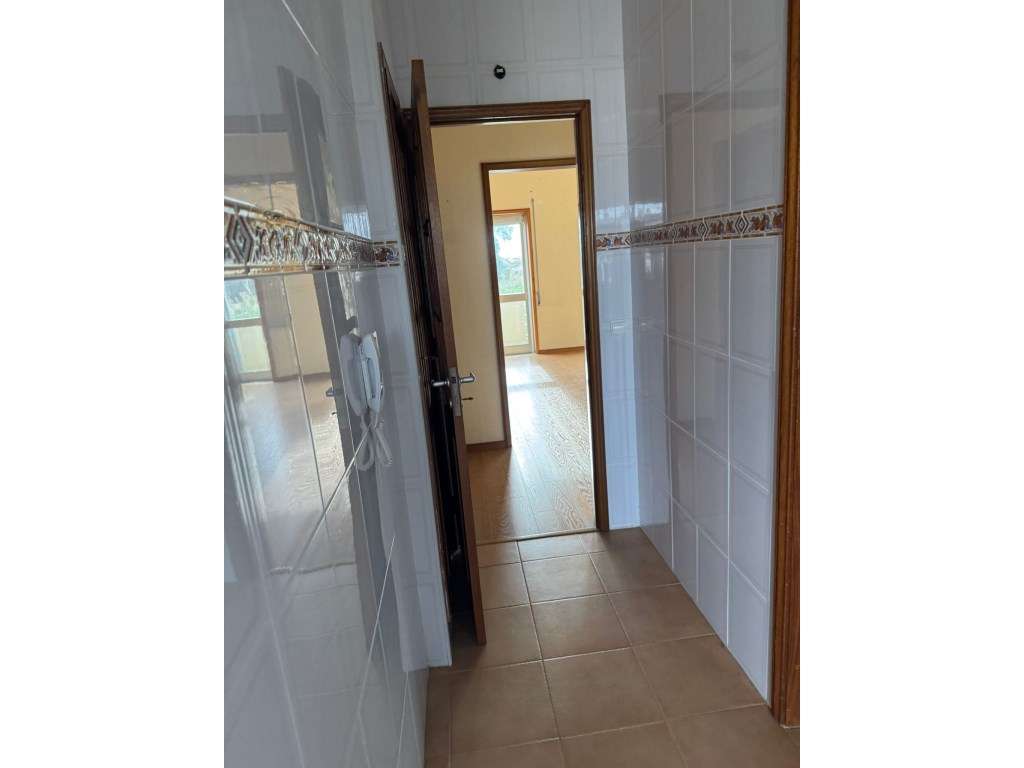 Excelente apartamento T3 junto do centro de Ovar-8