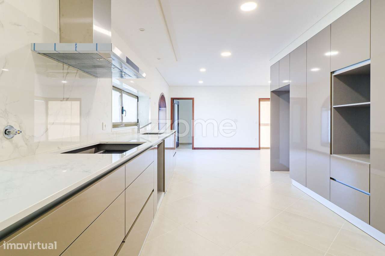 Moradia T4+1 Isolada - Traça Tradicional - Grande imagem: 5/60