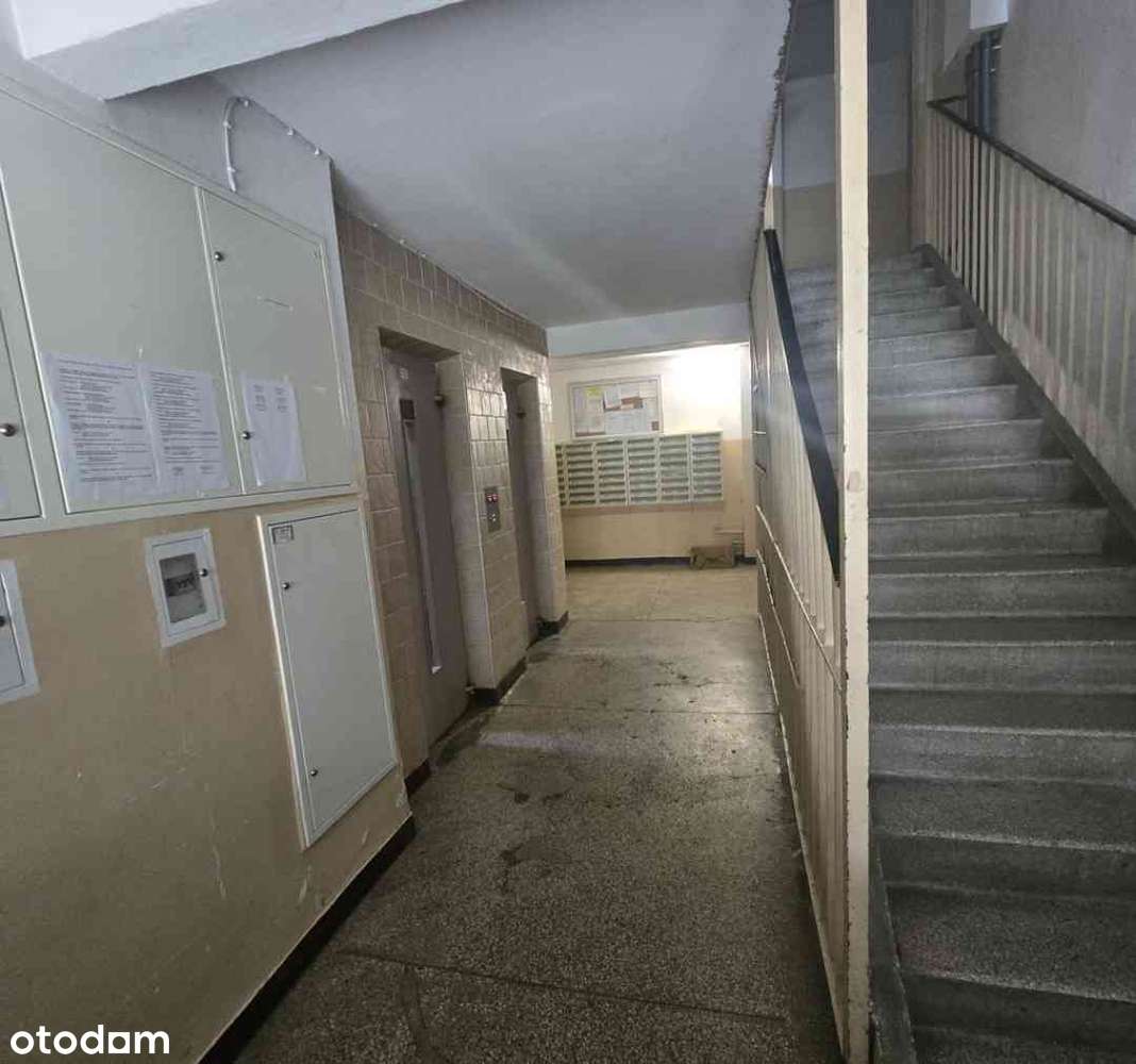 Kawalerka 28,28 m2 Mokotów Malawskiego 5 pokój kuchnia łazienka parter - Pełny obrazek: 4/13