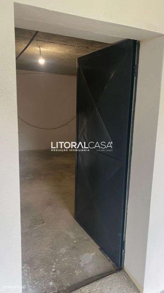 Moradia T3 Remodelada - Silva Escura-32