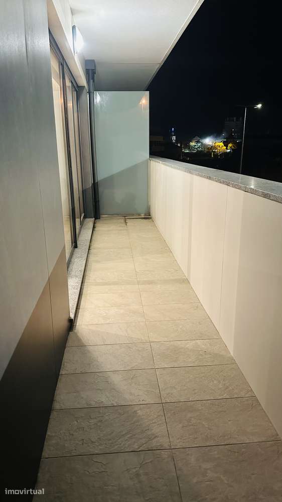 T2 PRONTO EM CONDOMÍNIO C/ PISCINA-15