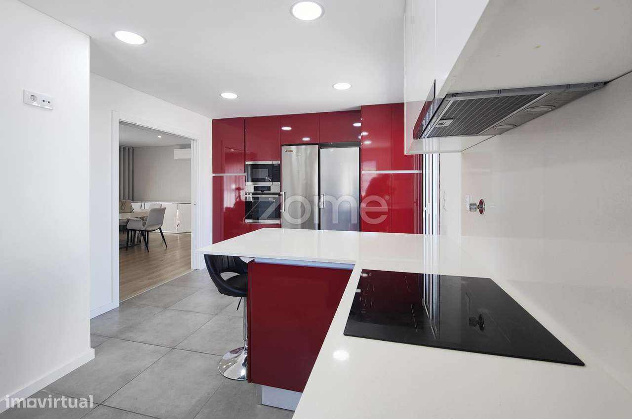Apartamento T5 Novo em Sacavém-18
