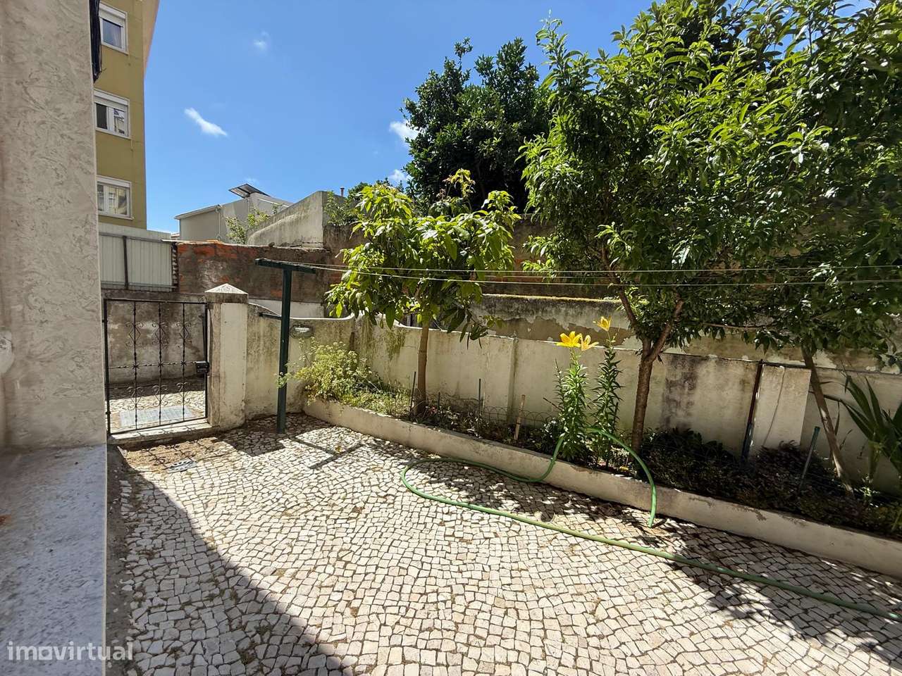 Apartamento T2 com acesso a quintal na Penha de Franca-13