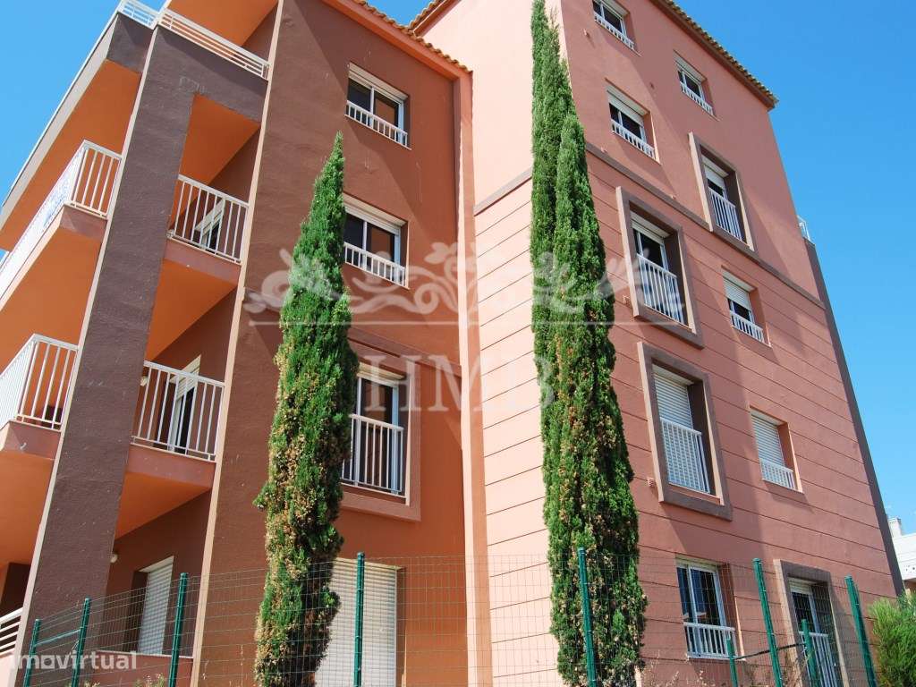 Exclusividade à Beira-Mar: Apartamento T1 no Litoralmar-11