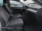 Volkswagen Passat 2.0 TDI EVO Essence DSG - 17