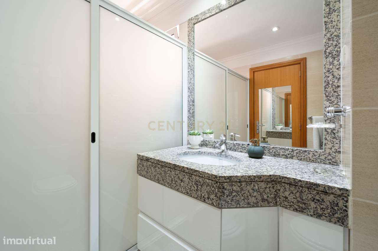 Apartamento T4 - Monumental Palace II-9