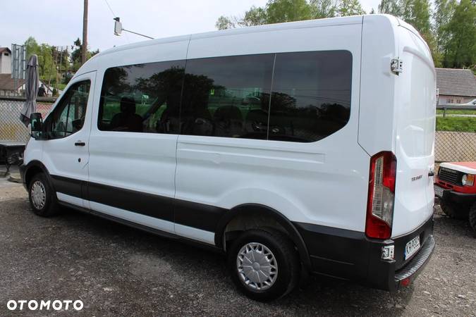 Ford Transit - 12