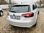 Opel Insignia - 11