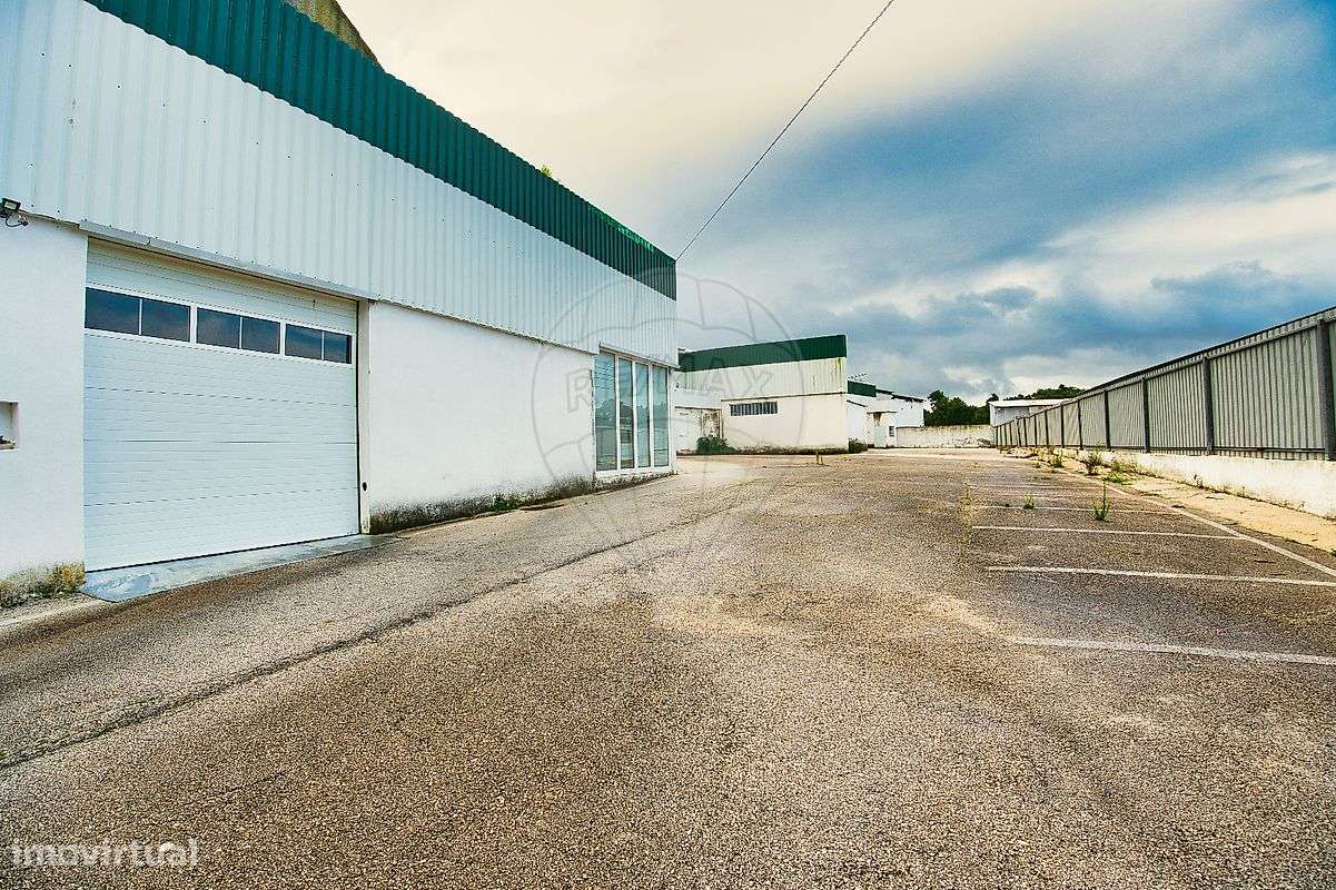 Armazém  para arrendamento - Grande imagem: 3/35