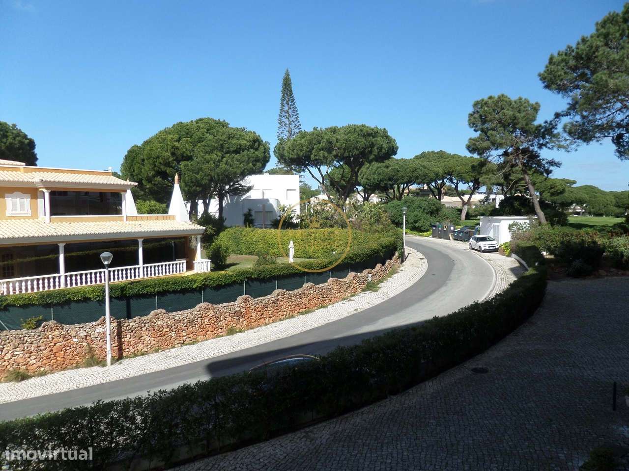 Espaçoso Apartamento T1 em Condomínio Privado – Vilamoura-26