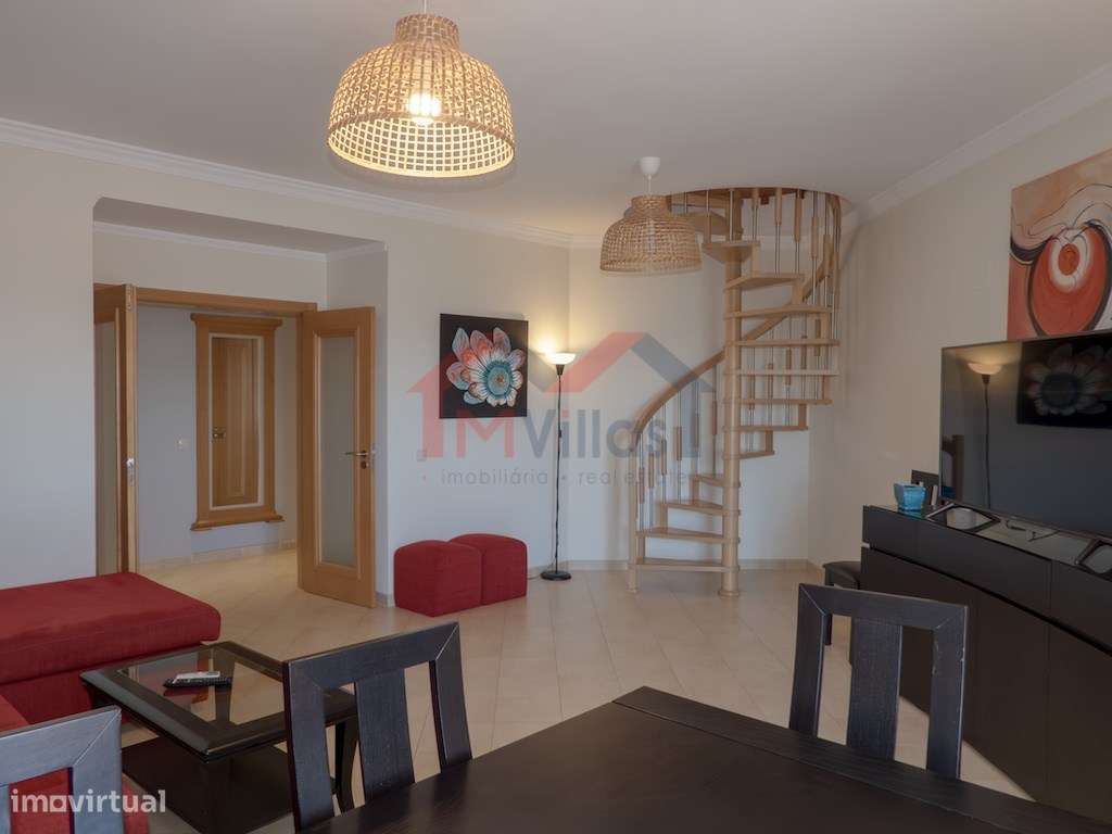 Apartamento T4 dúplex com vista mar, piscina e garagem, perto da pr...-5