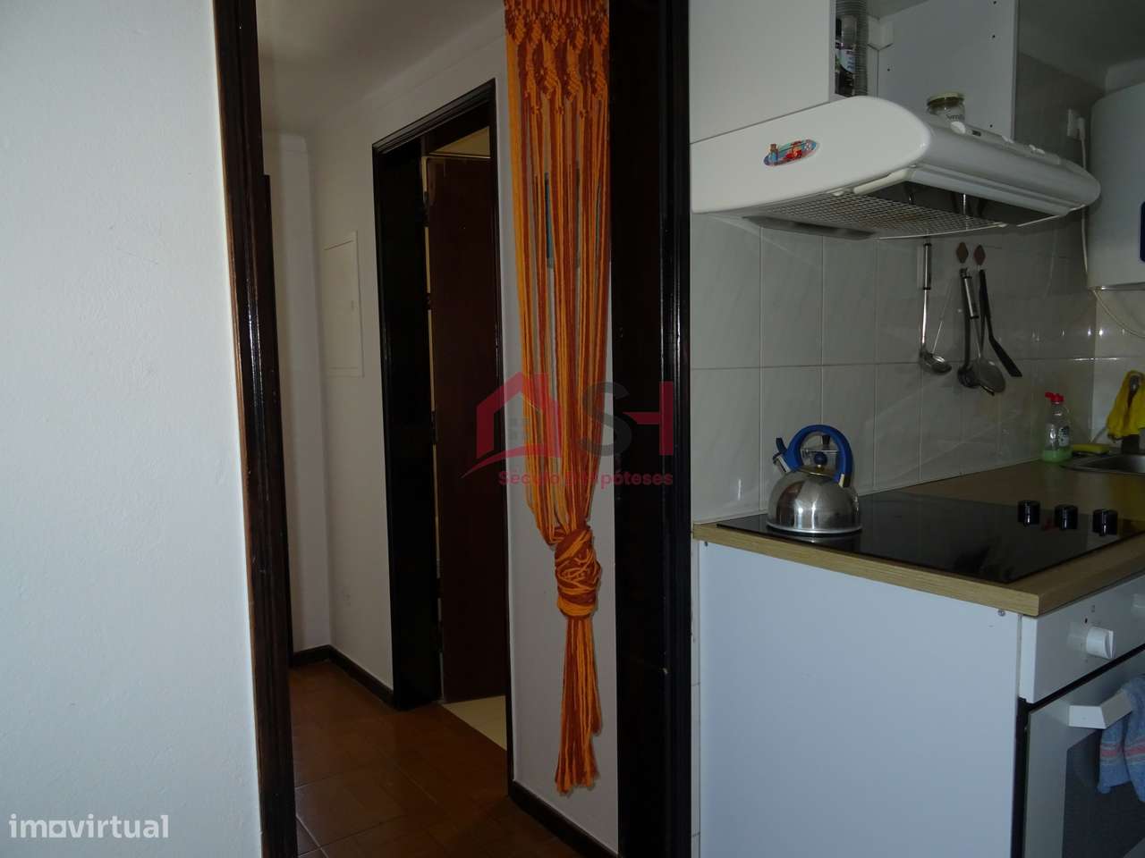 *Prédio com 2 Apartamentos + Loja + Arrecadação – Santa Cruz*-51