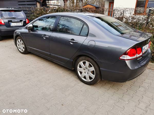 Honda Civic 1.8 Comfort - 2