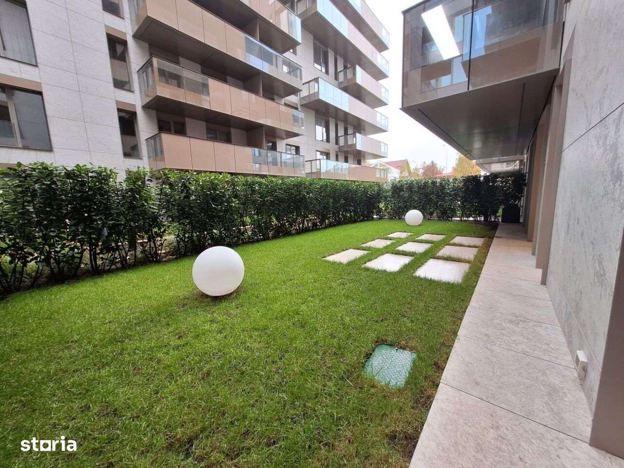 PARTER 3 CAMERE VANZARE CORTINA 126-7