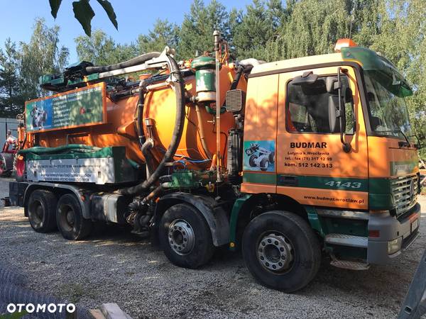 Mercedes-Benz Actros - 4