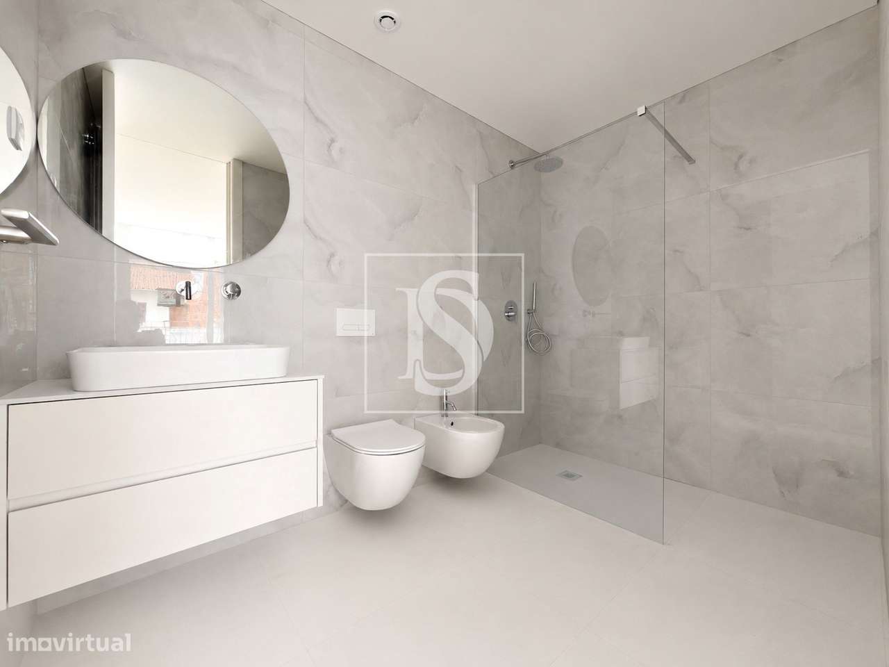 Apartamento T3 em Darque - Novo, c/Garagem e elevador-17