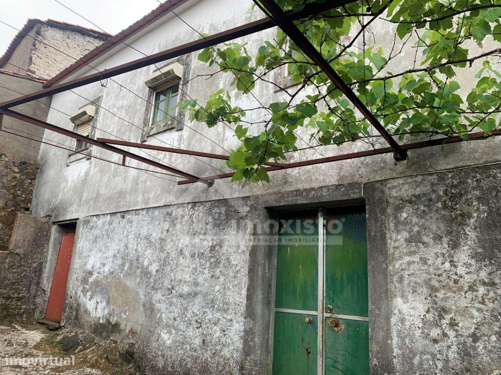 Moradia T4 para recuperar em Campelo, Figueiró dos Vinhos - Grande imagem: 4/20