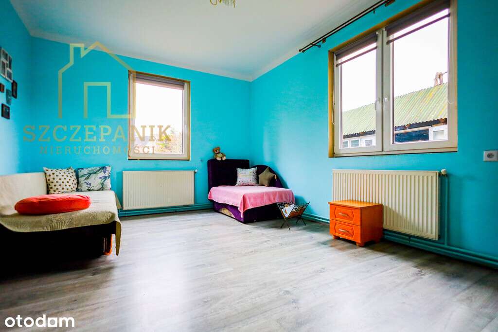 Klimatyczny drewniany dom po remoncie-10