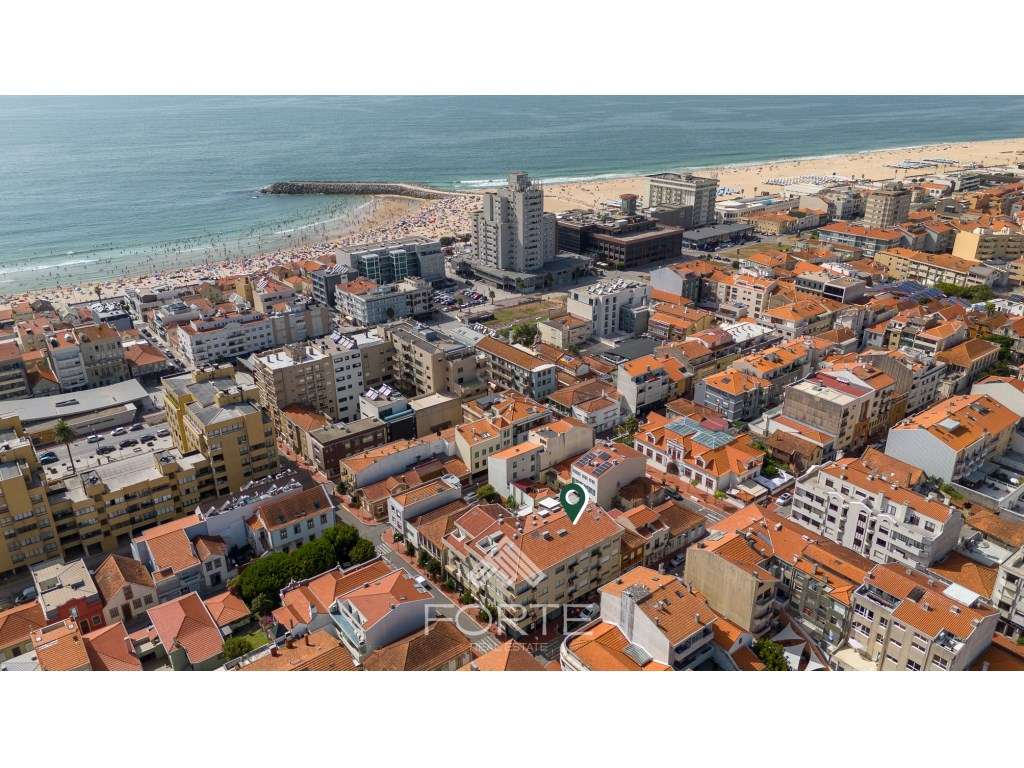 Apartamento T3 Duplex no centro de Espinho-34