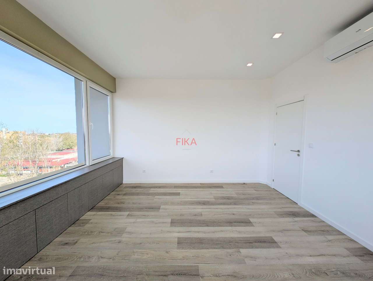 T2 com 3 lugares de parqueamento-11