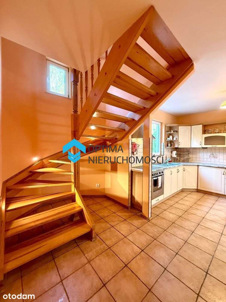 Dom w spokojnej dzielnicy Jeleniej Góry --12