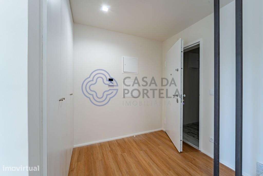 Excelente T2 Duplex próximo às praias de Matosinhos - Grande imagem: 3/26