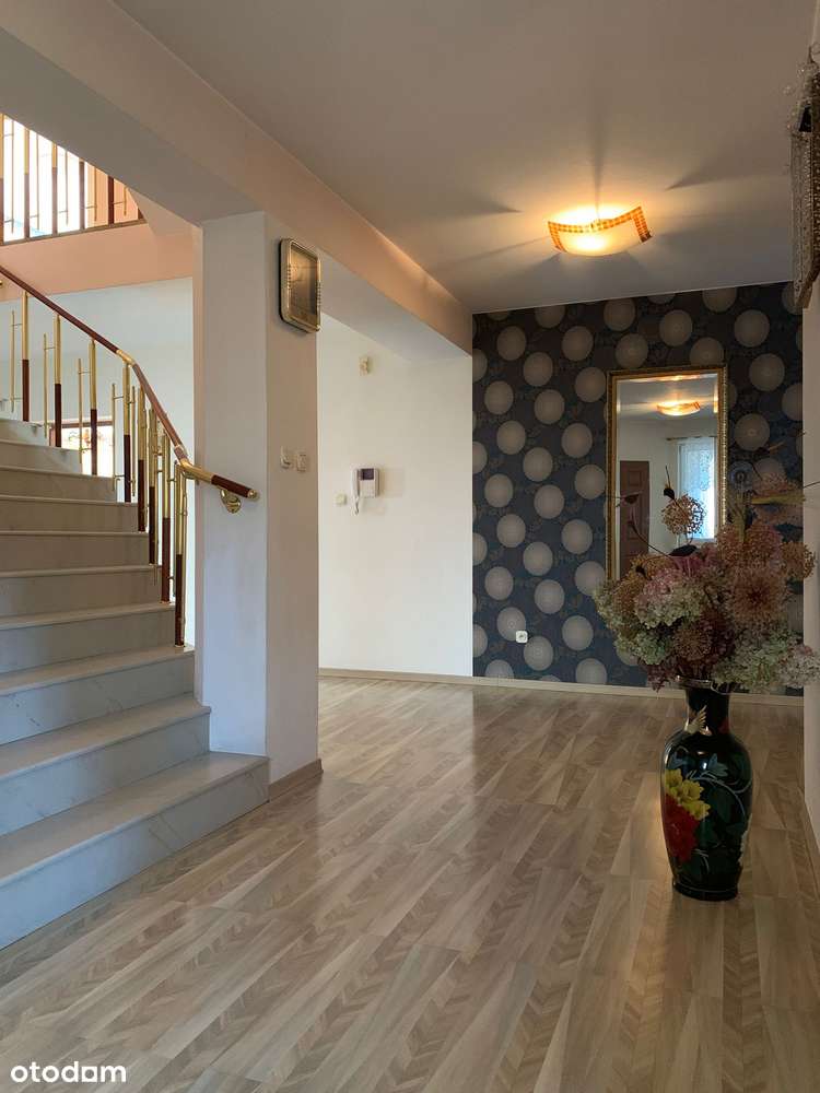 Prawdziwa okazja wyjątkowy dom 306m² z działką 1323m centrum NOWA CENA – další