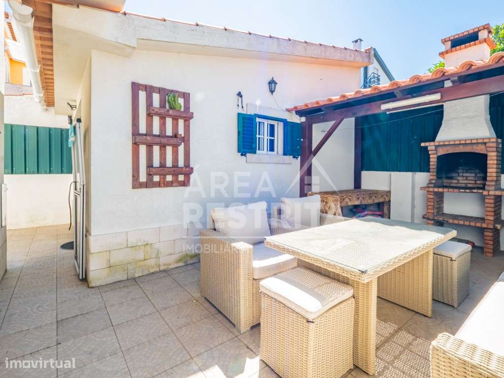 Moradia Geminada T3 com Garagem, Excelentes Áreas e Localização Pri...-57