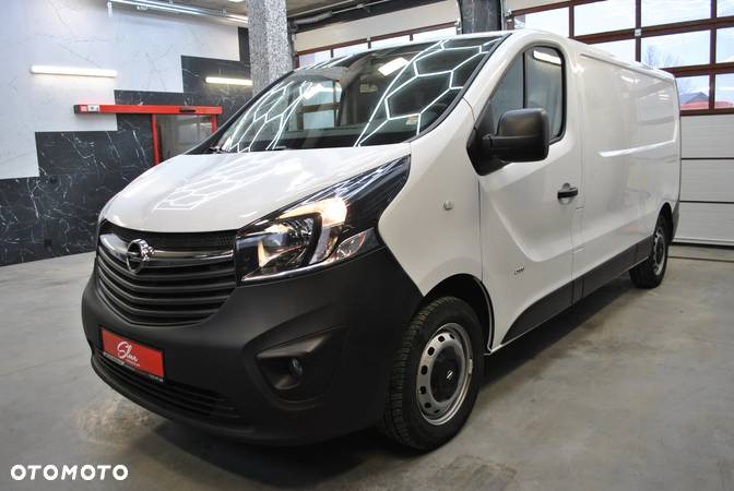 Opel Vivaro Long - 2