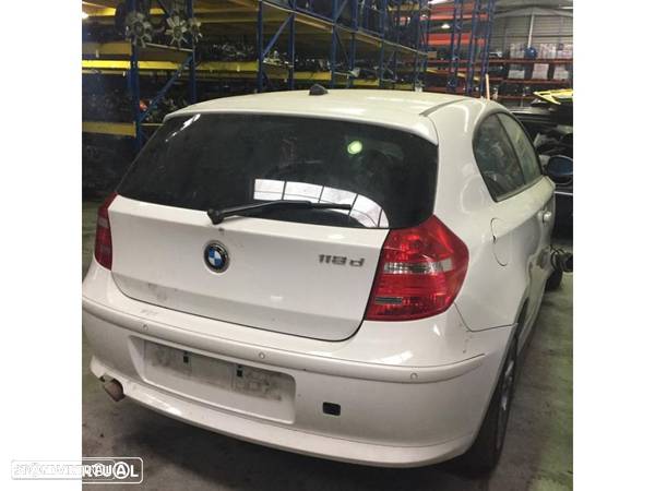 BMW 118 d de 2008 para peças - 1