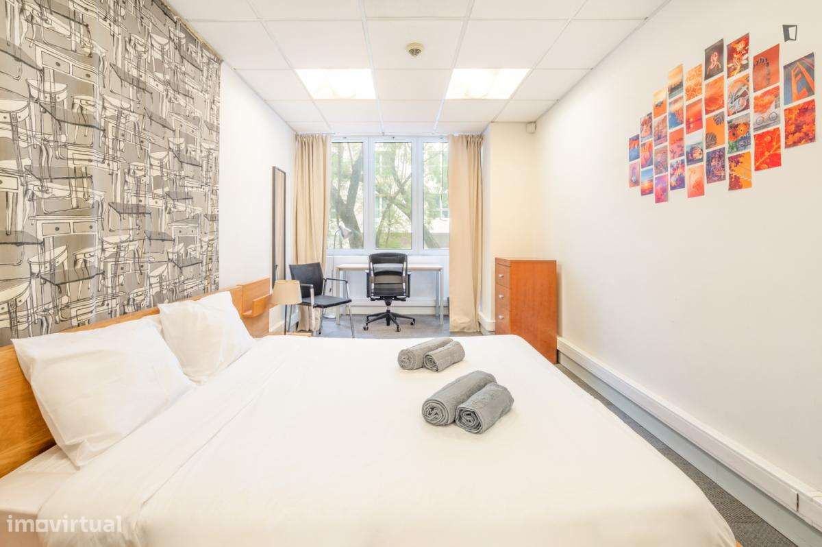Quarto - localizado em Lisbon - Grande imagem: 5/10