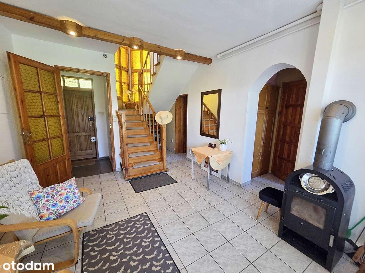 Dom o nietuzinkowej architekturze-13