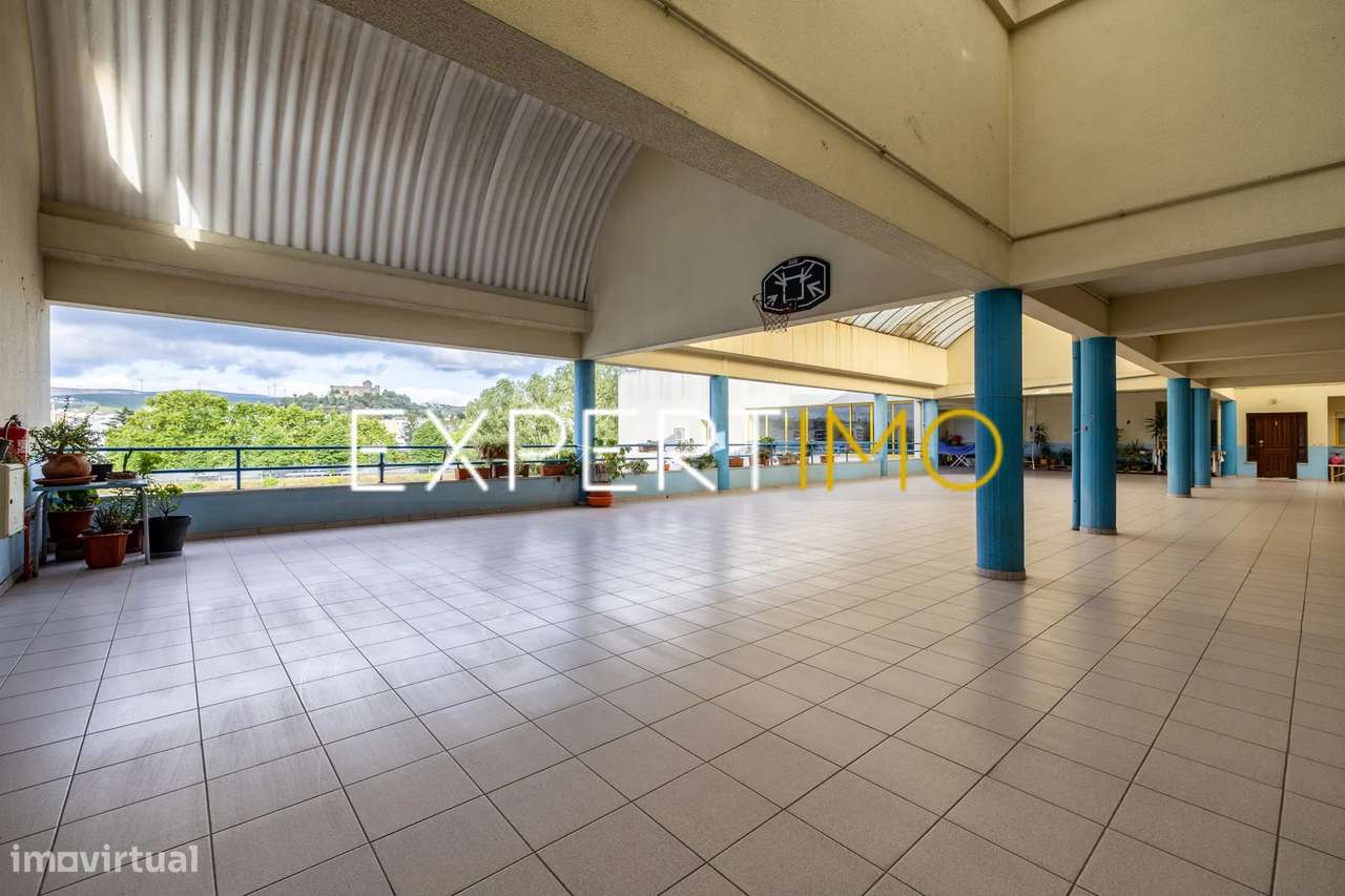 Apartamento T3 Renovado em Pombal-27