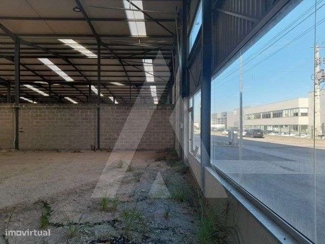 Pavilhão para venda localizado na Zona Industrial da Palhaça - Grande imagem: 4/15