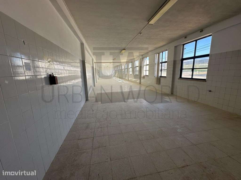 Armazém Industrial, Z. Industrial Torres Novas - Santarém, 12.056 m2-26