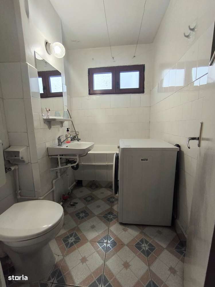 Vanzare apartament 2 camere parter strada principala Podu Ros-10