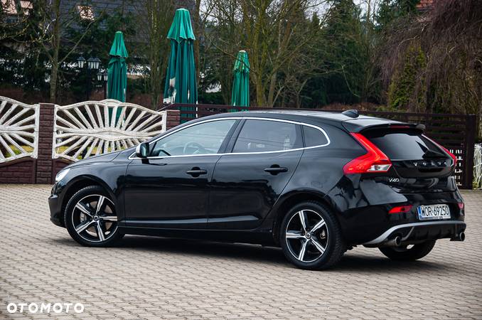 Volvo V40 D3 Drive-E R-Design Momentum - 8