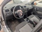 VW Polo 6r 1.2 TDI 2010 srebrny na części - 15