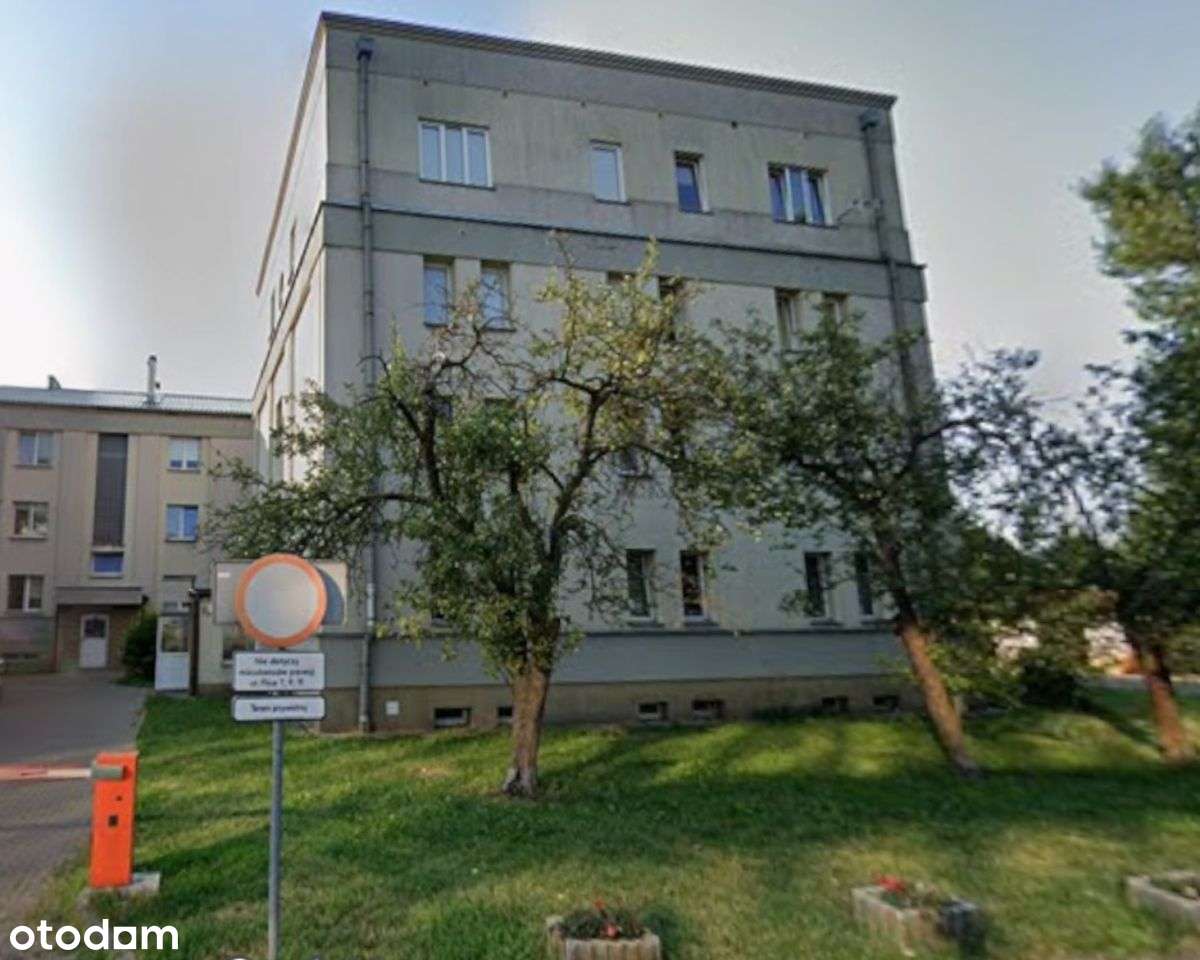 | Bezpłatny Parking | Piwnica | Po Remoncie |-10