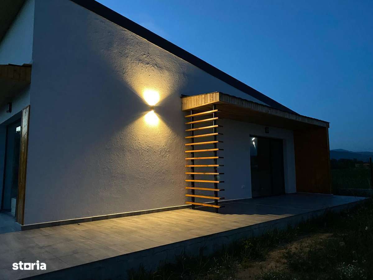 Proprietar vând casă în Săsar - Imagine principală: 2/18