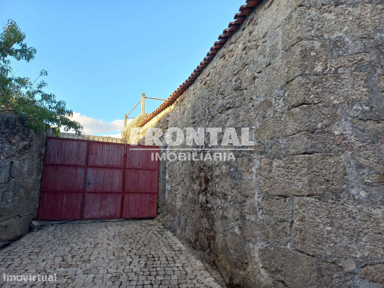 Moradia Devoluta T3 Venda em Samões,Vila Flor - Grande imagem: 2/8