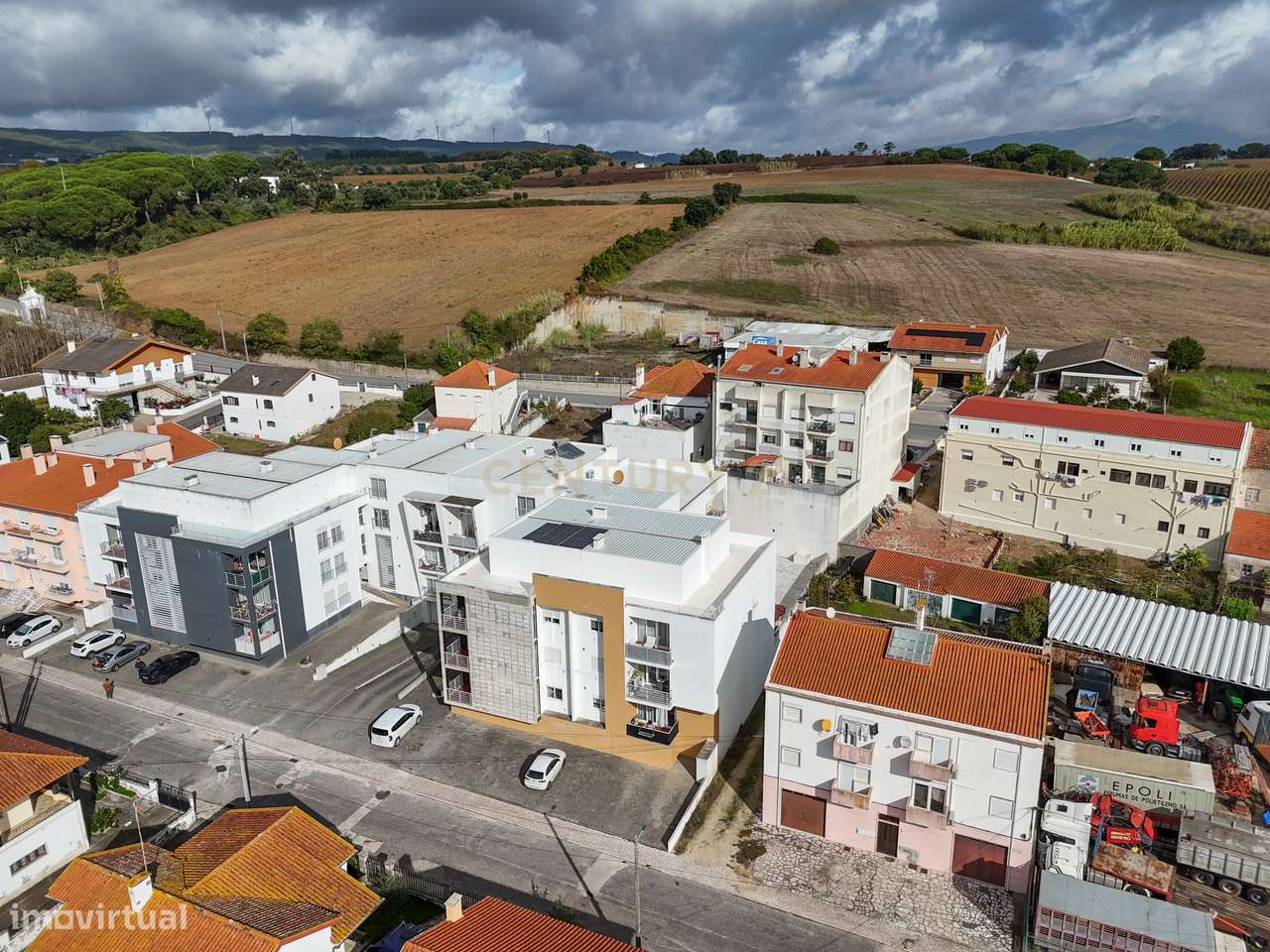 Apartamento T3 com terraço e churrasqueira – Merceana, Alenquer - Grande imagem: 3/35