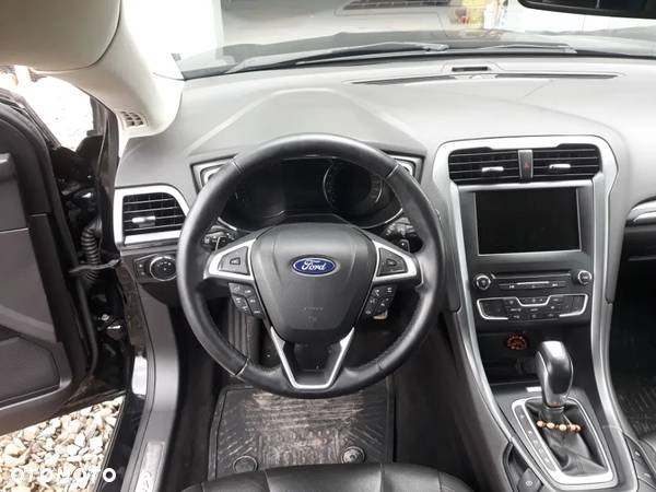 Ford Mondeo 2.0 TDCi Titanium PowerShift - 12