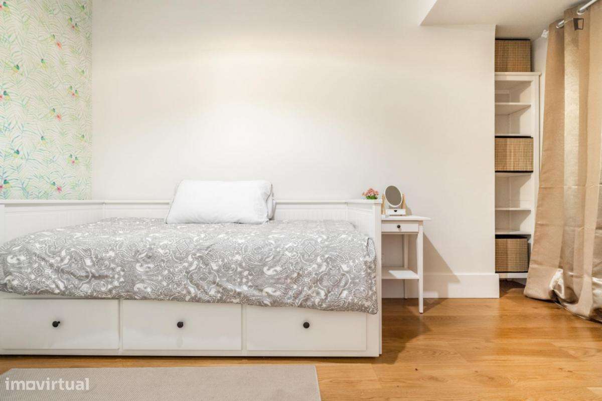 Apartamento com 2 quartos - localizado em Baixa Lisbon - Grande imagem: 3/23