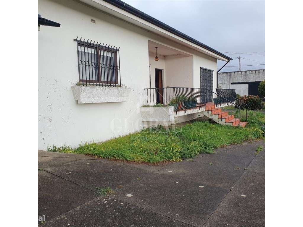 Moradia Cortegaça T3 - Grande imagem: 4/15